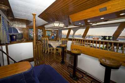 Salon Bar on King Snefro 3 Liveaboard Diving Motor Yacht in Sharm el Sheikh Egypt
